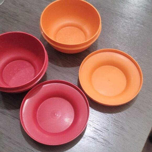 Vintage tupperware bowls  - Picture 3 of 7